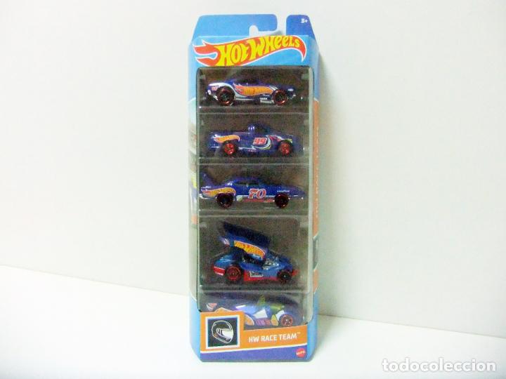 Voitures miniatures Hot Wheels: HW RACE TEAM PACK 5 COCHES HOT WHEELS 2022 67 CHEVY CAMARO FORD F-150 SVT 70 PLYMOUTH SUPERBIRD ETC.