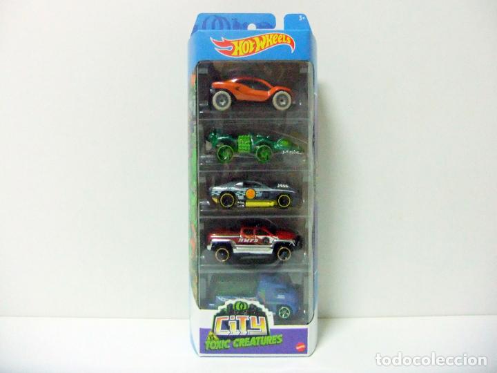 Coches a escala Hot Wheels: PACK 5 COCHES HOT WHEELS 2021 HW CITY VS TOXIC CREATURES DUNE DADDY FANGSTER HOLLOWBACK OFF-DUTY ETC