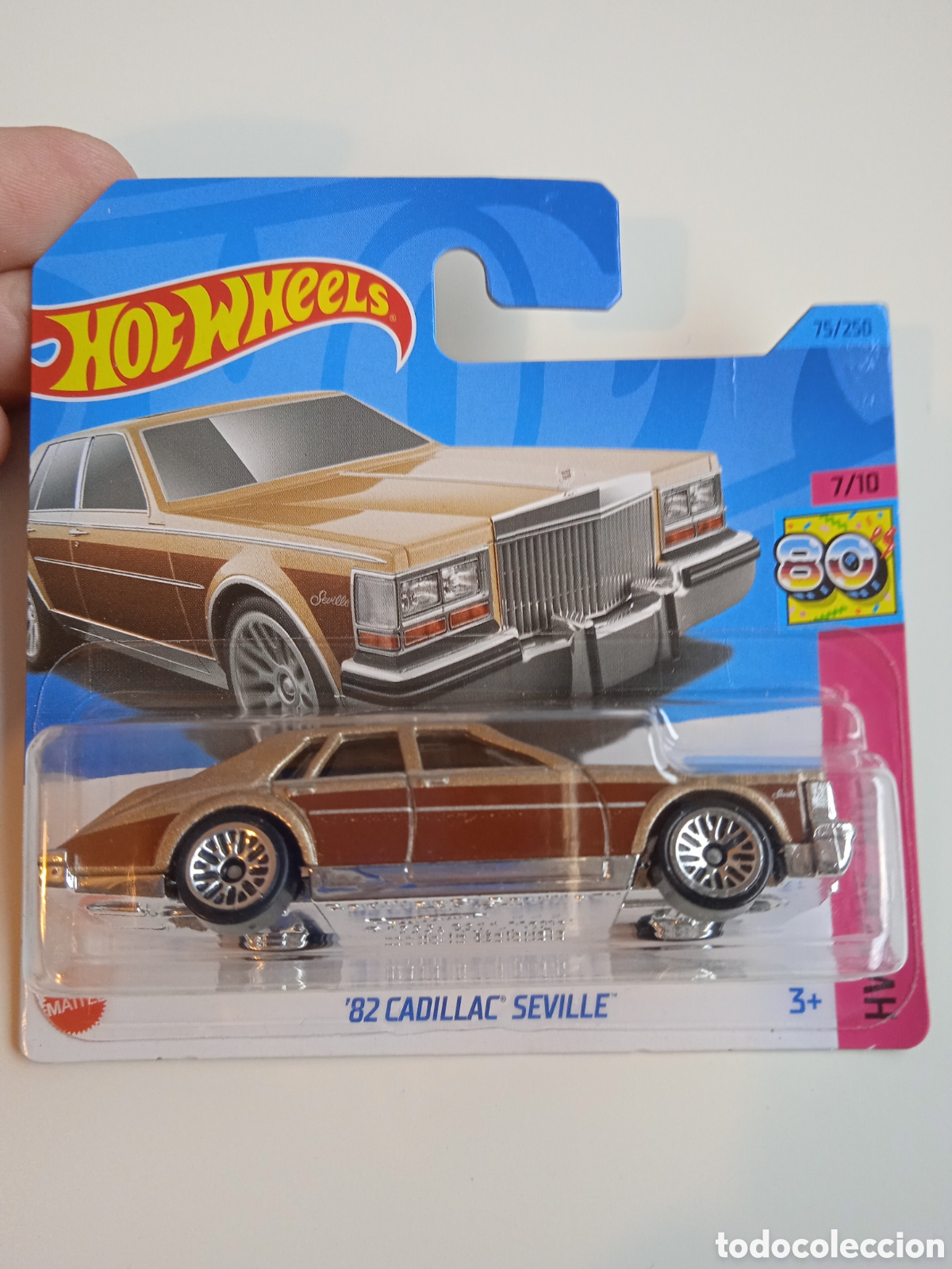 Voitures miniatures Hot Wheels: HOT WHEELS '82 CADILLAC SEVILLE. HOTWHEELS 1/64 THE 80'S 2023.
