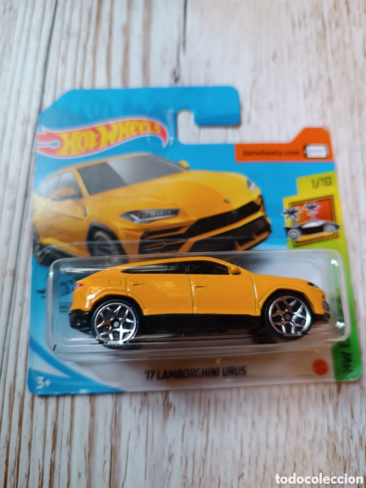 Voitures miniatures Hot Wheels: HOT WHEELS '17 LAMBORGHINI URUS AMARILLO. COCHE COLECCION 1/64 HW EXOTICS 2020.