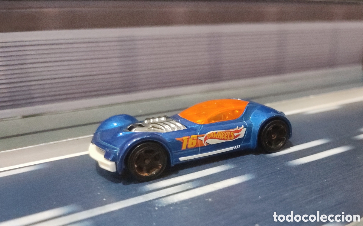 Coches a escala Hot Wheels: Hot Wheels - Ballistik