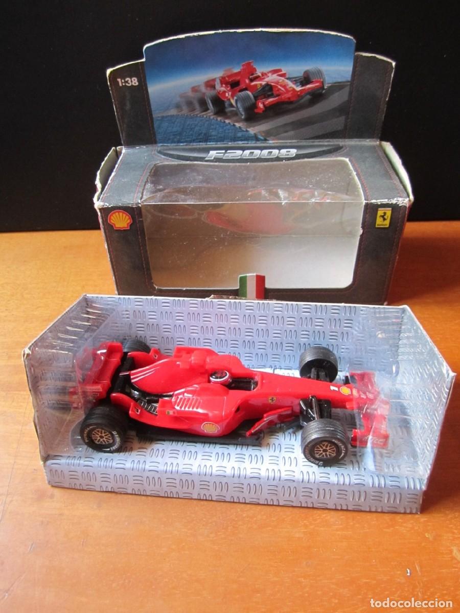 Coches a escala Hot Wheels: Ferrari F2008 Shell V-Power Hot Wheels (Pullback) - Foto 1