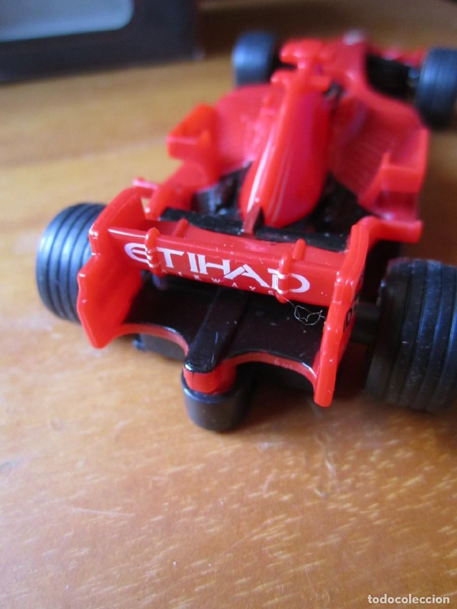Coches a escala Hot Wheels: Ferrari F2008 Shell V-Power Hot Wheels (Pullback) - Foto 6
