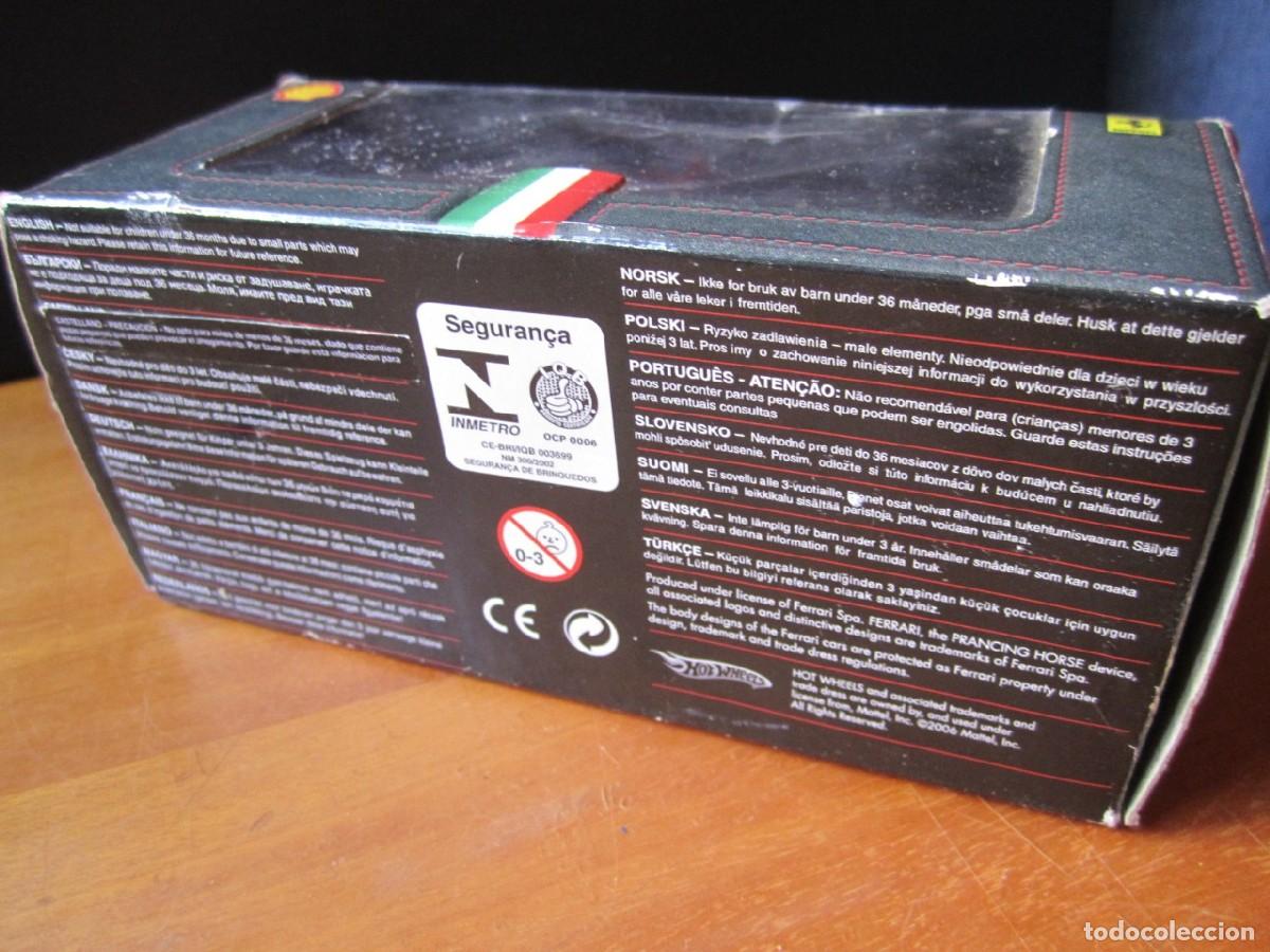 Coches a escala Hot Wheels: Ferrari F2008 Shell V-Power Hot Wheels (Pullback) - Foto 13