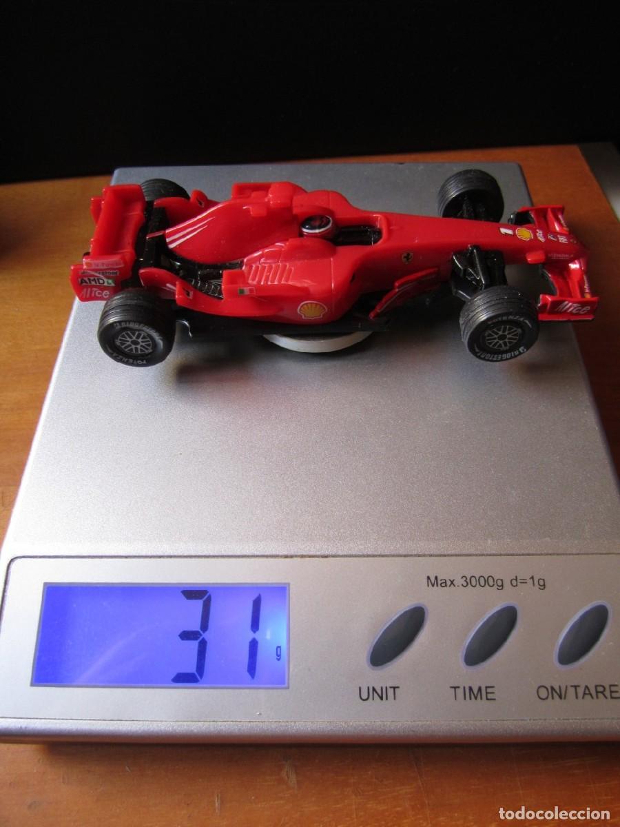 Coches a escala Hot Wheels: Ferrari F2008 Shell V-Power Hot Wheels (Pullback) - Foto 20