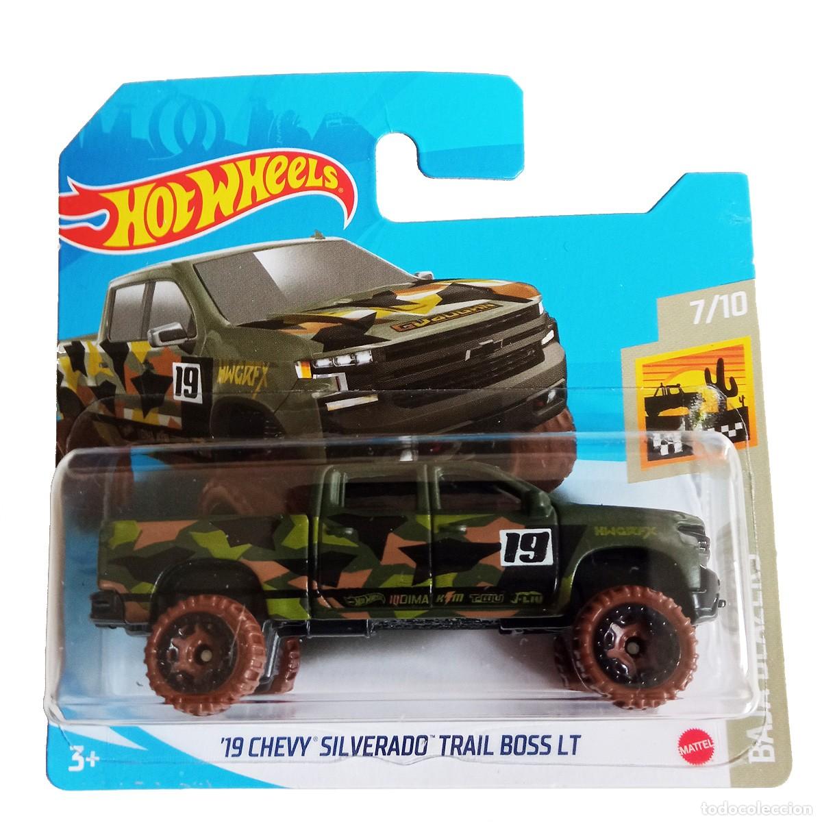Voitures miniatures Hot Wheels: 19 Chevy Silverado Trail Boss Camo BAJA BLAZERS 2021-Hot Wheels