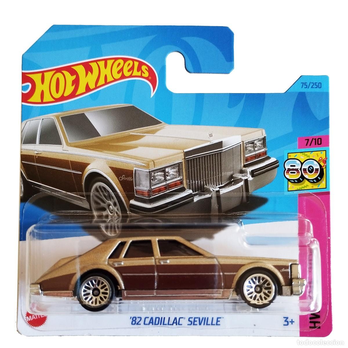 Carros em escala Hot Wheels: 82 Cadillac Seville Gold HW THE 80S 2023-Hot Wheels
