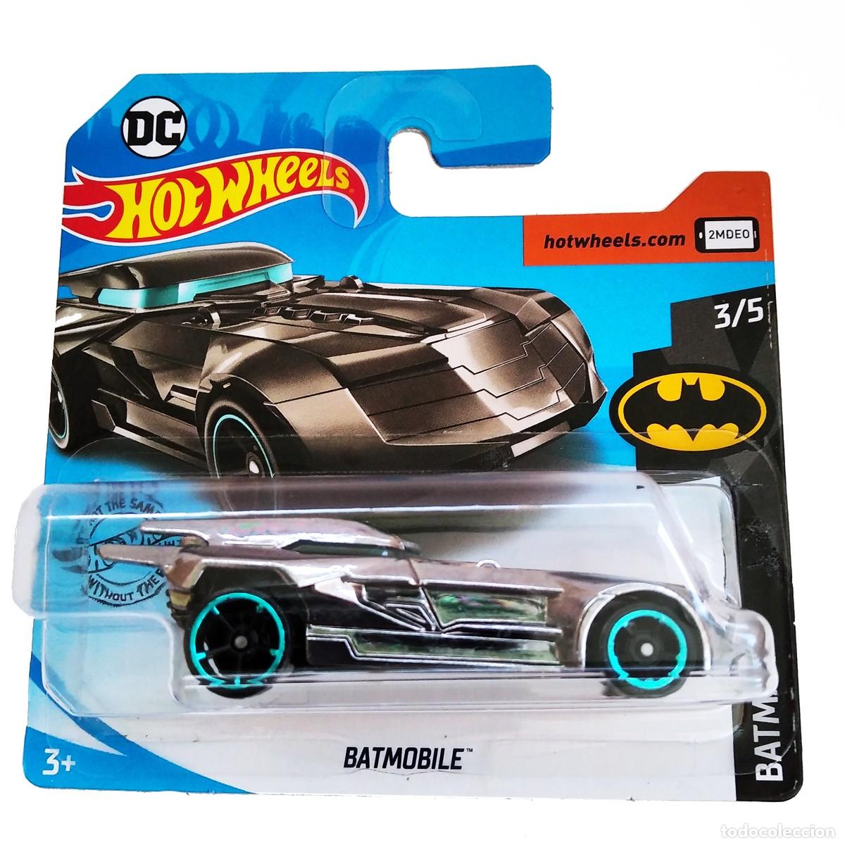 Auto in scala Hot Wheels: Batmobile Chrome BATMAN 2020-Hot Wheels