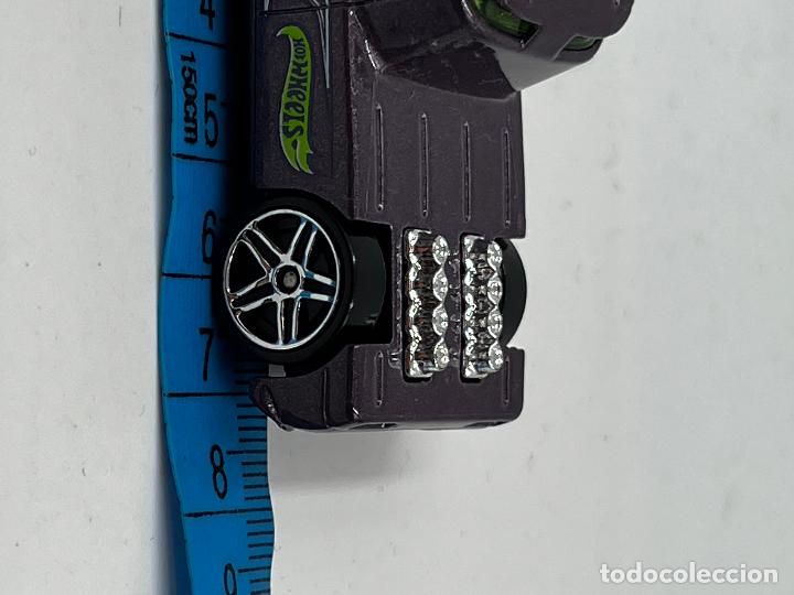 Coches a escala Hot Wheels: Hot Wheels QOMBEE - Foto 5