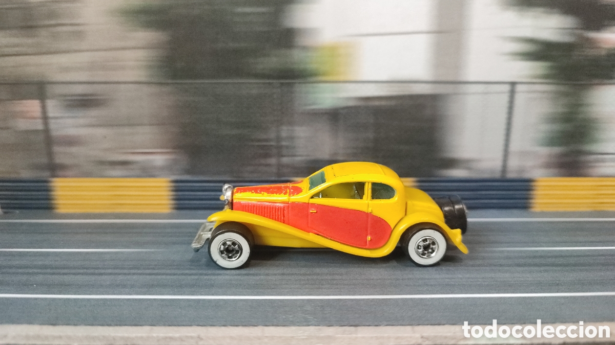 Coches a escala Hot Wheels: HOT WHEELS - Bugatti - Foto 3