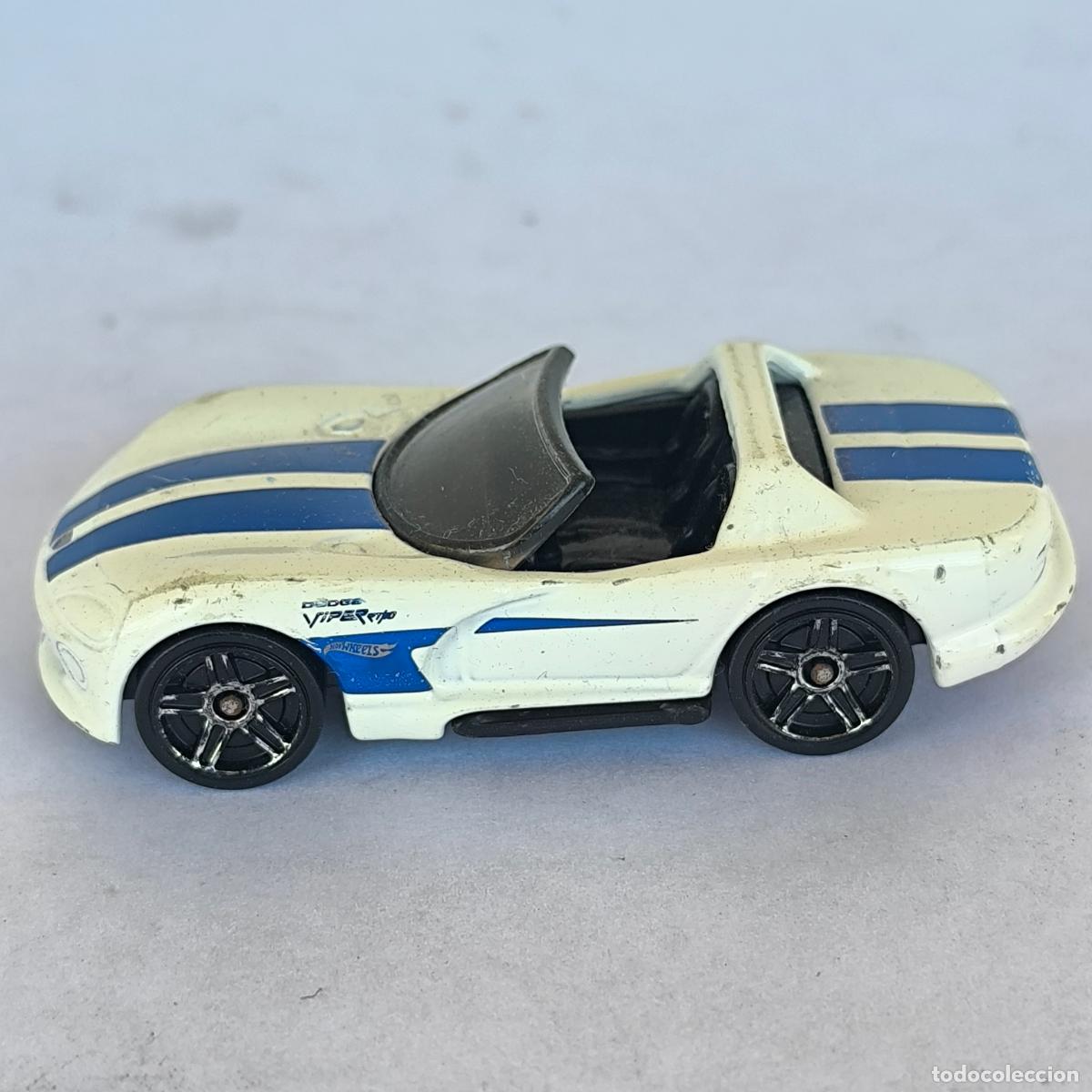Carros em escala Hot Wheels: Hot Wheels White Blue Stripes '92 Dodge Viper RT/10 Loose Diecast 1:64 2016 RARE