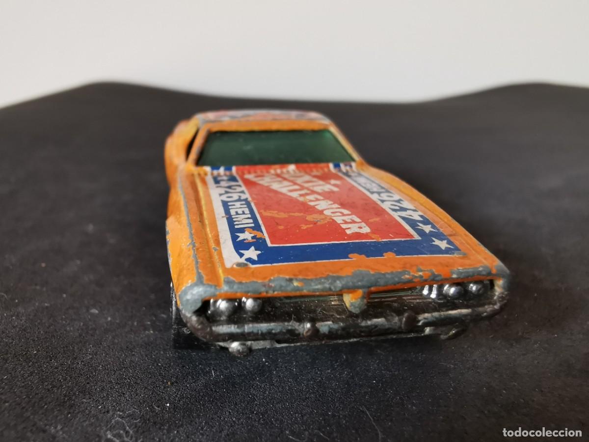 Coches a escala Hot Wheels: Dodge Challenger Hot Wheels 1/64 - Foto 2