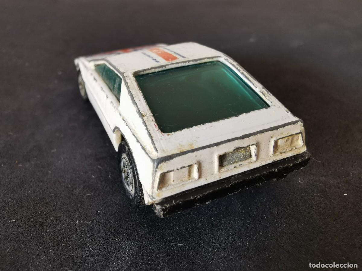 Coches a escala Hot Wheels: Royal Flash Hot Wheels 1/64 - Foto 4