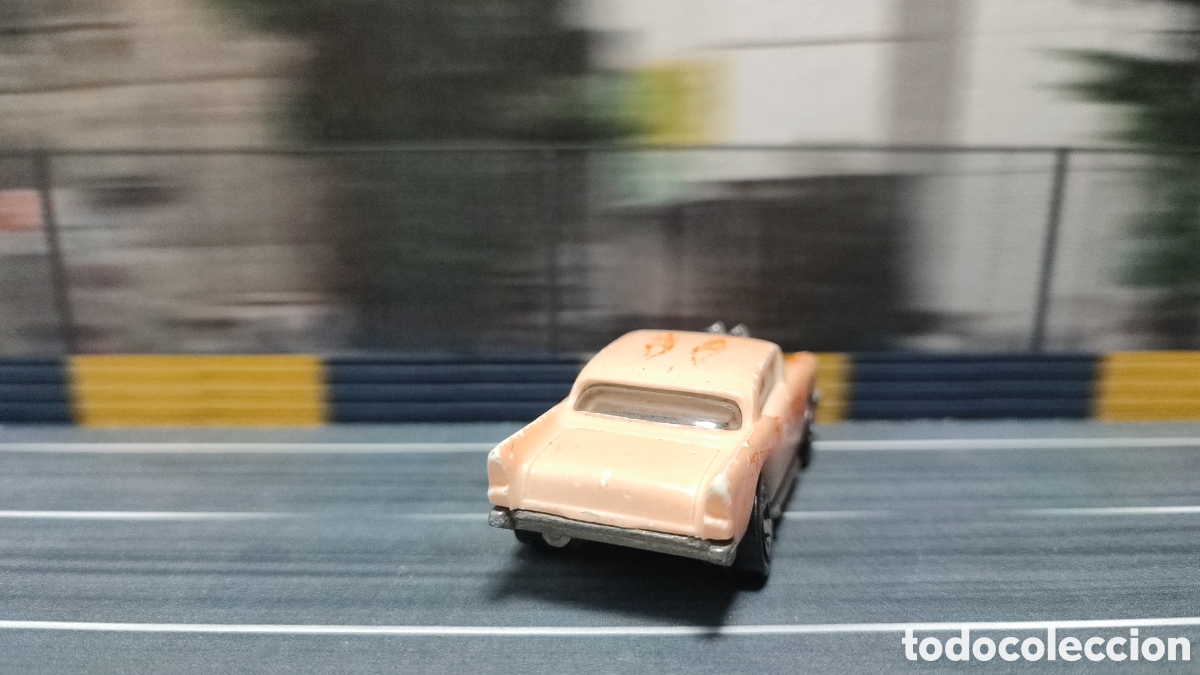 Coches a escala Hot Wheels: HOT WHEELS - 1957 Chevy - Foto 2