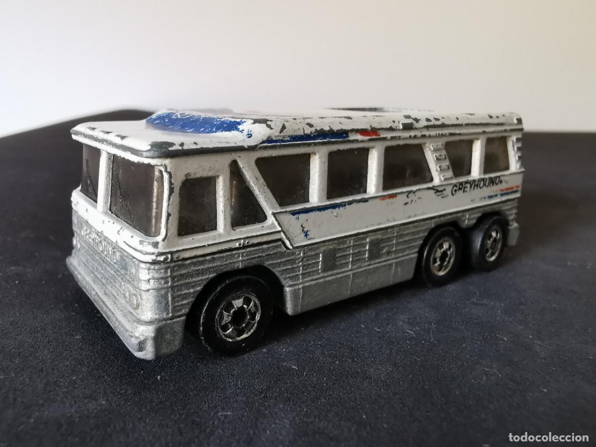 Coches a escala Hot Wheels: Greyhound Bus Hot Wheels 1/64 - Foto 1