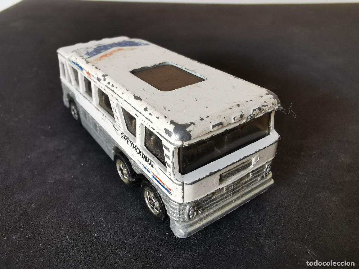 Coches a escala Hot Wheels: Greyhound Bus Hot Wheels 1/64 - Foto 4