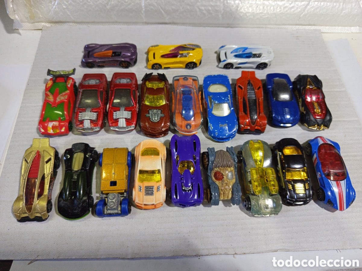 Coches a escala Hot Wheels: 21 coches Hot Wheels - Foto 1