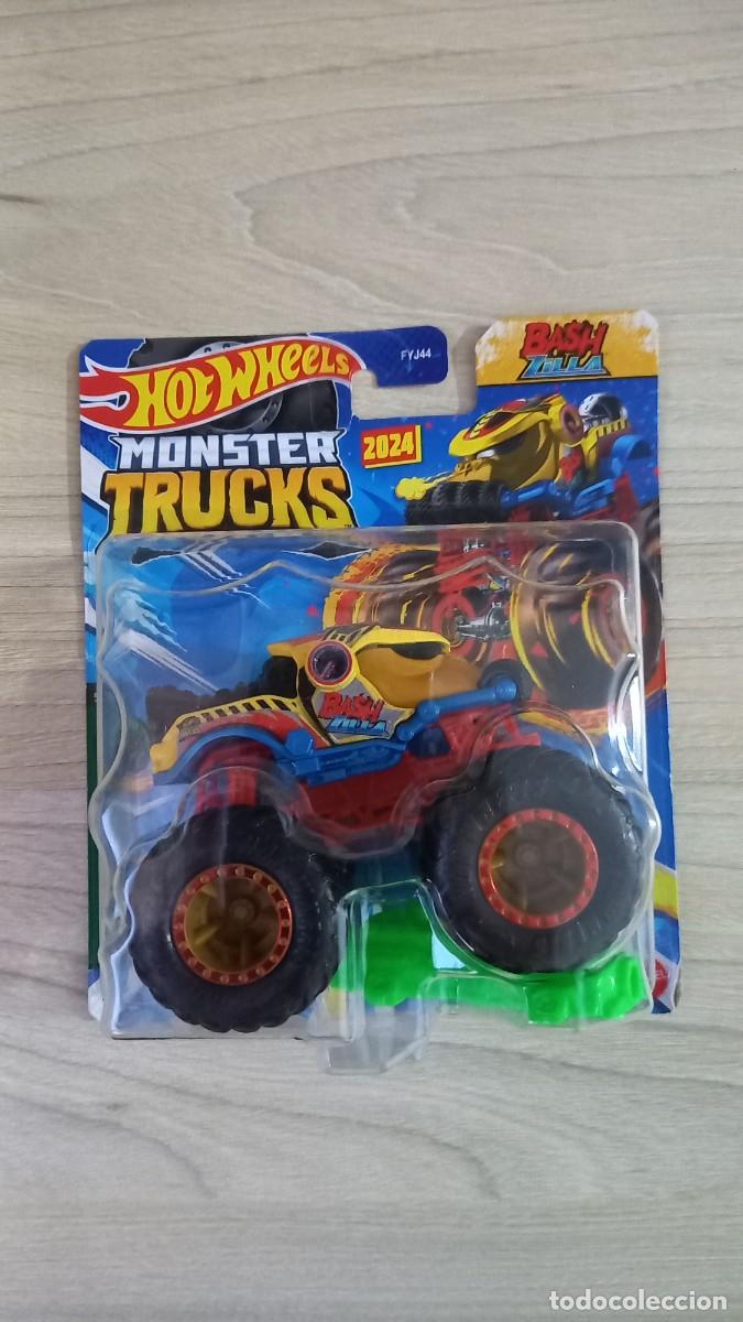 Coches a escala Hot Wheels: Hot Wheels Monster Trucks Bash Zilla - Foto 1