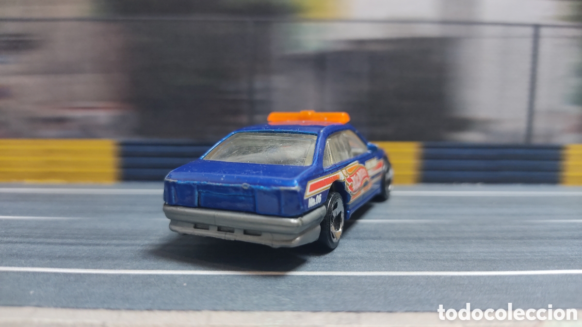 Coches a escala Hot Wheels: HOT WHEELS - Fire Chief - Foto 2