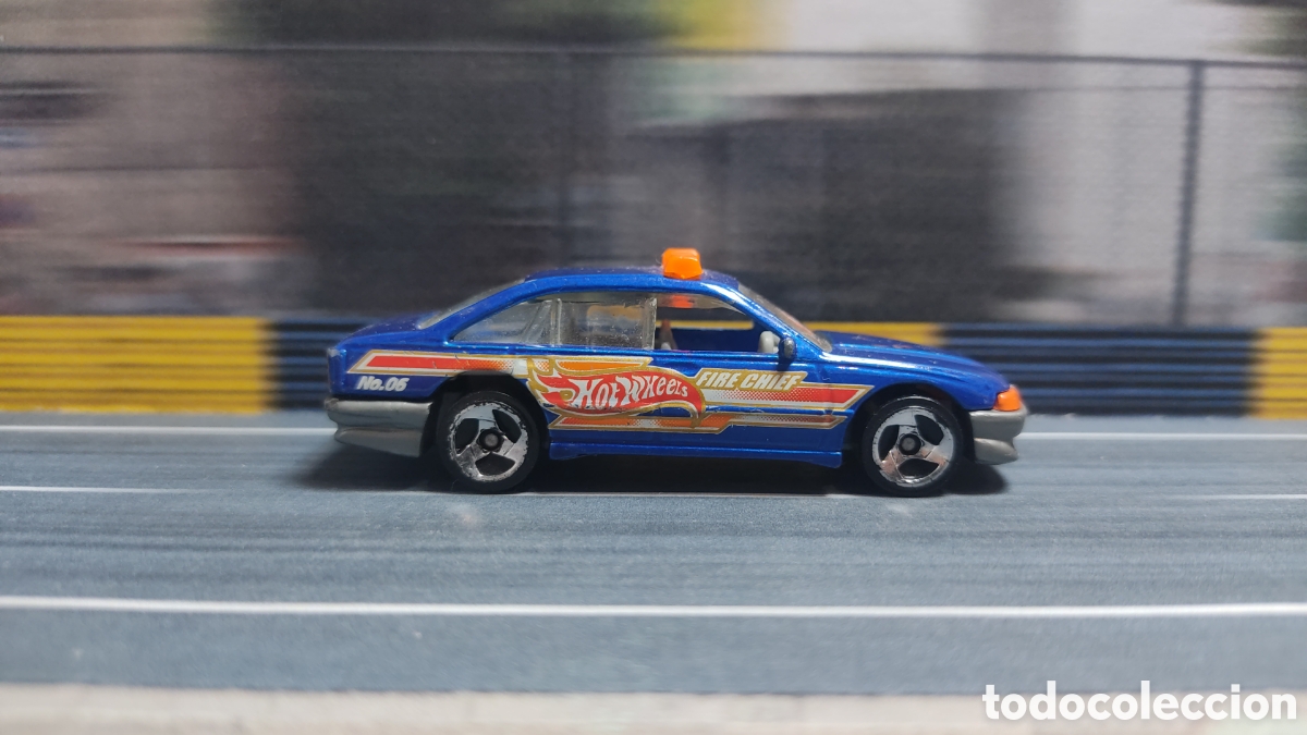 Coches a escala Hot Wheels: HOT WHEELS - Fire Chief - Foto 4