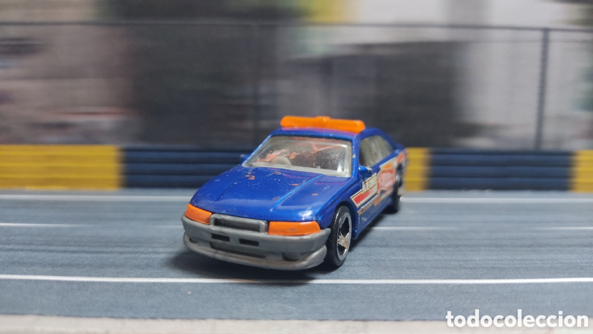 Coches a escala Hot Wheels: HOT WHEELS - Fire Chief - Foto 1