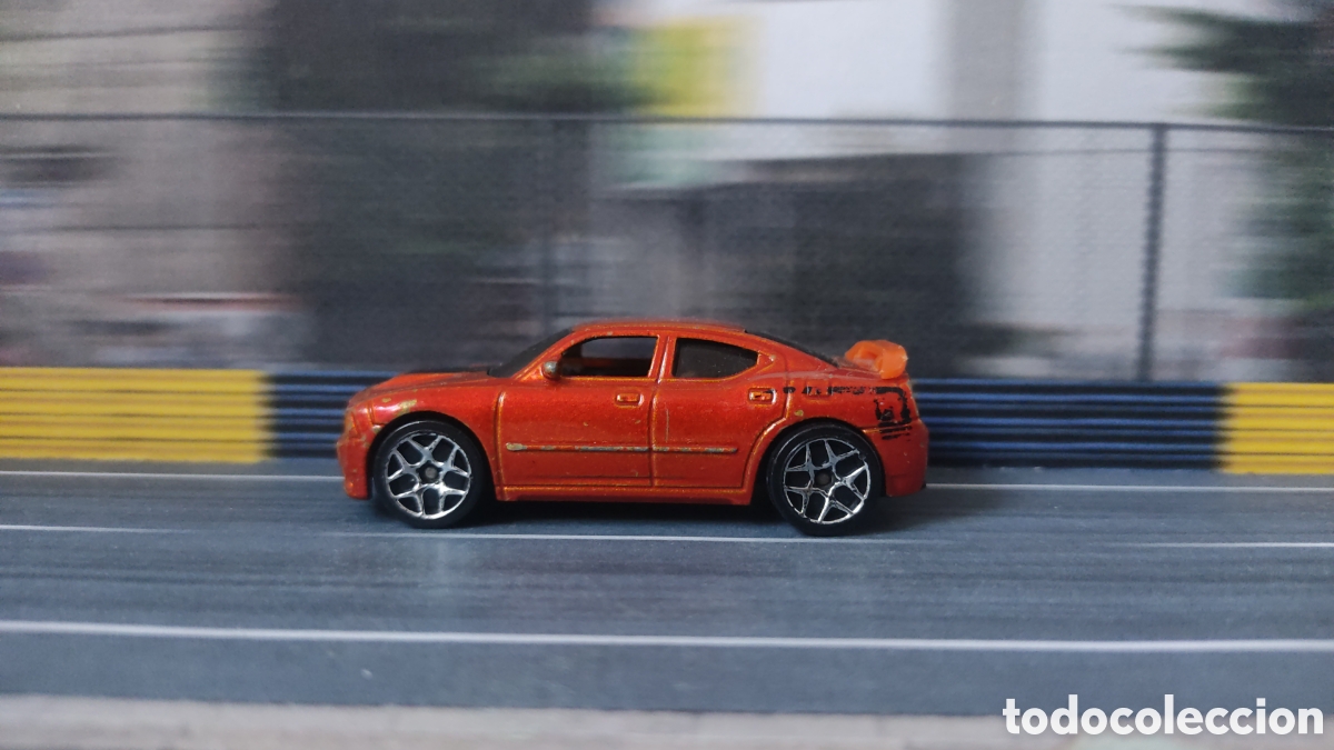 Coches a escala Hot Wheels: HOT WHEELS - Dodge Charger SRT8 - Foto 3