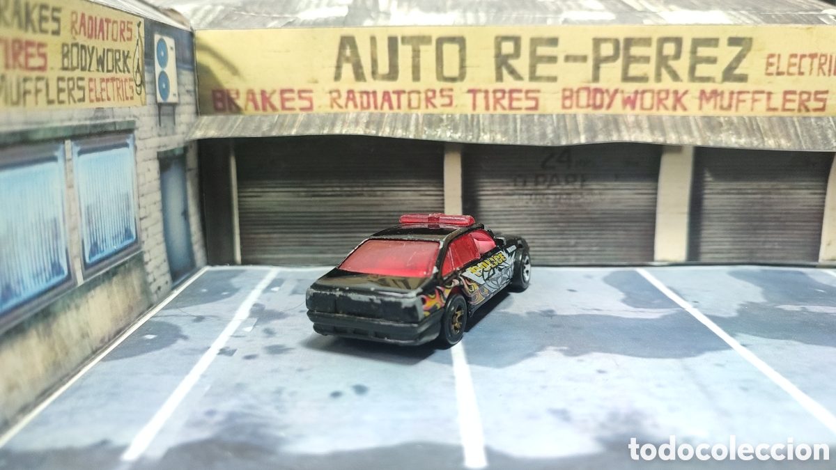 Coches a escala Hot Wheels: HOT WHEELS - Holden Commodore - Foto 2