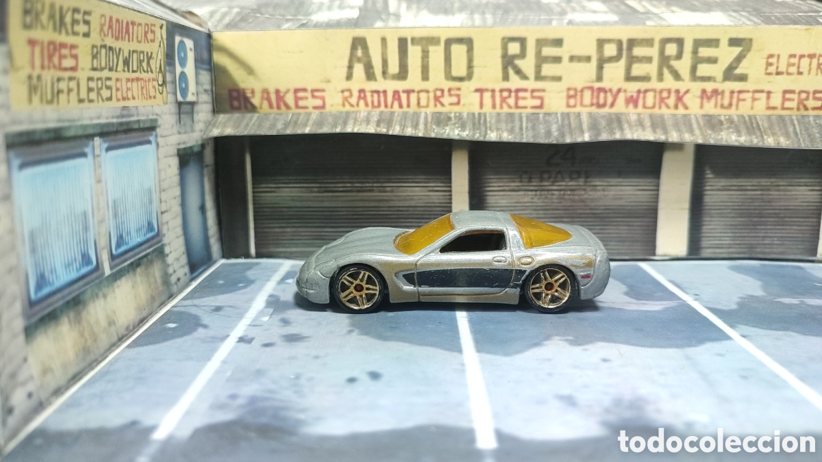 Coches a escala Hot Wheels: HOT WHEELS - 97 Corvette - Foto 3