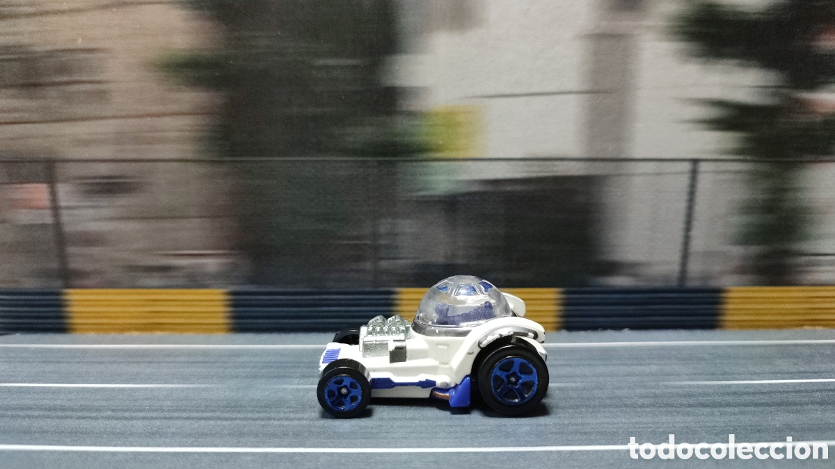 Coches a escala Hot Wheels: HOT WHEELS - R2D2 Car - Foto 3