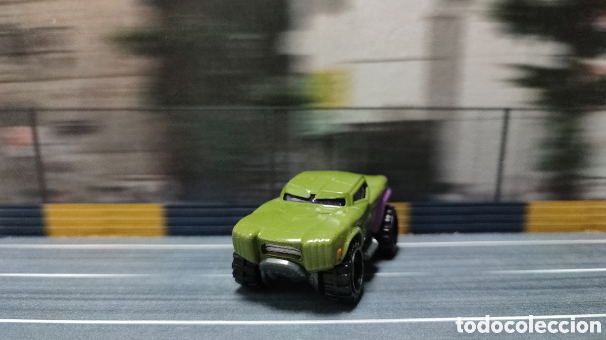 Coches a escala Hot Wheels: HOT WHEELS - Hulk Car - Foto 1