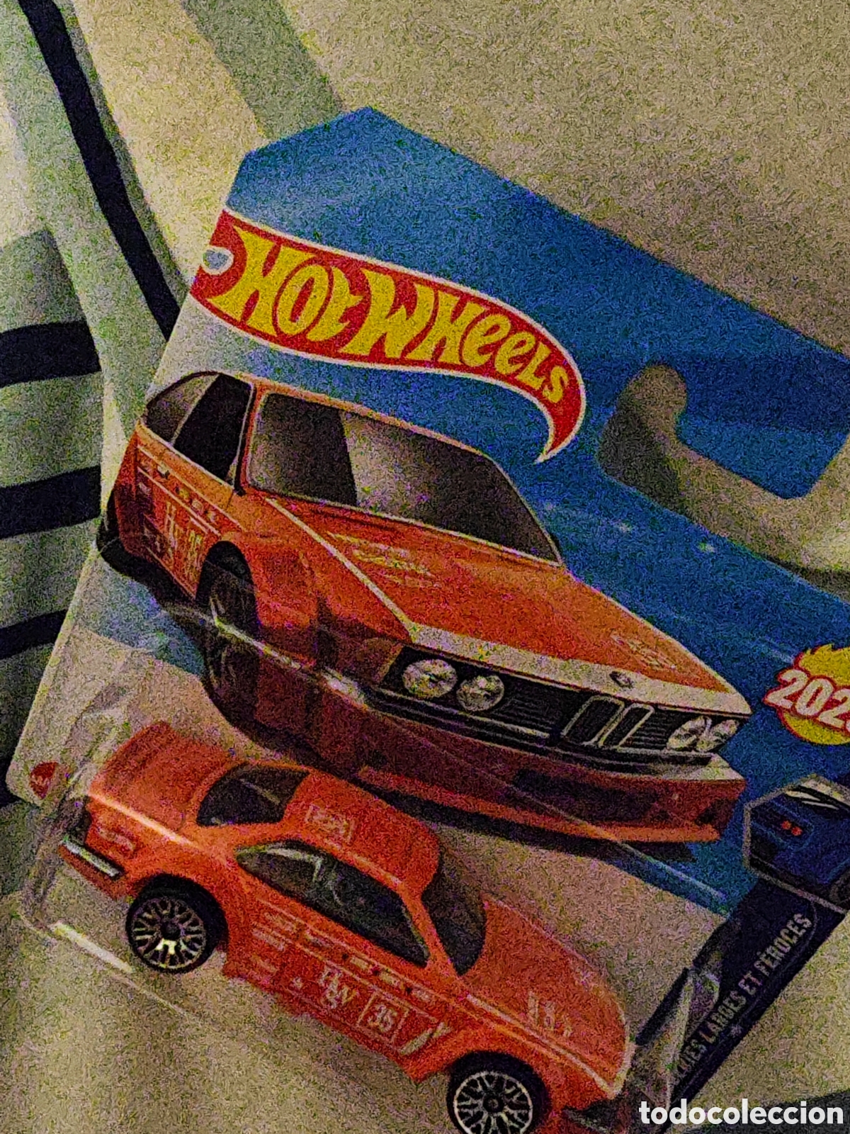 Coches a escala Hot Wheels: Pack BMW 365 CSi & BMW 2002 - Foto 2