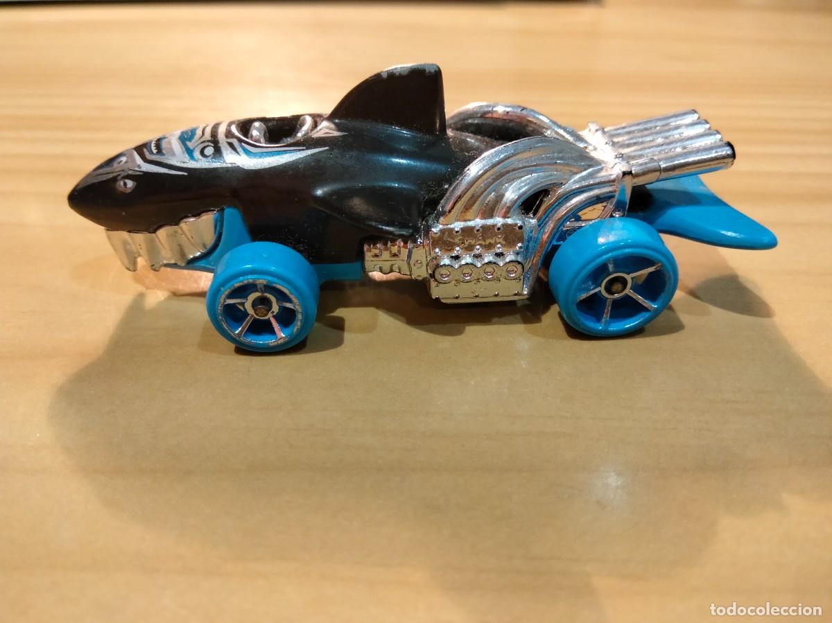 Coches a escala Hot Wheels: HOT WHEELS SHARKUISER - Foto 1