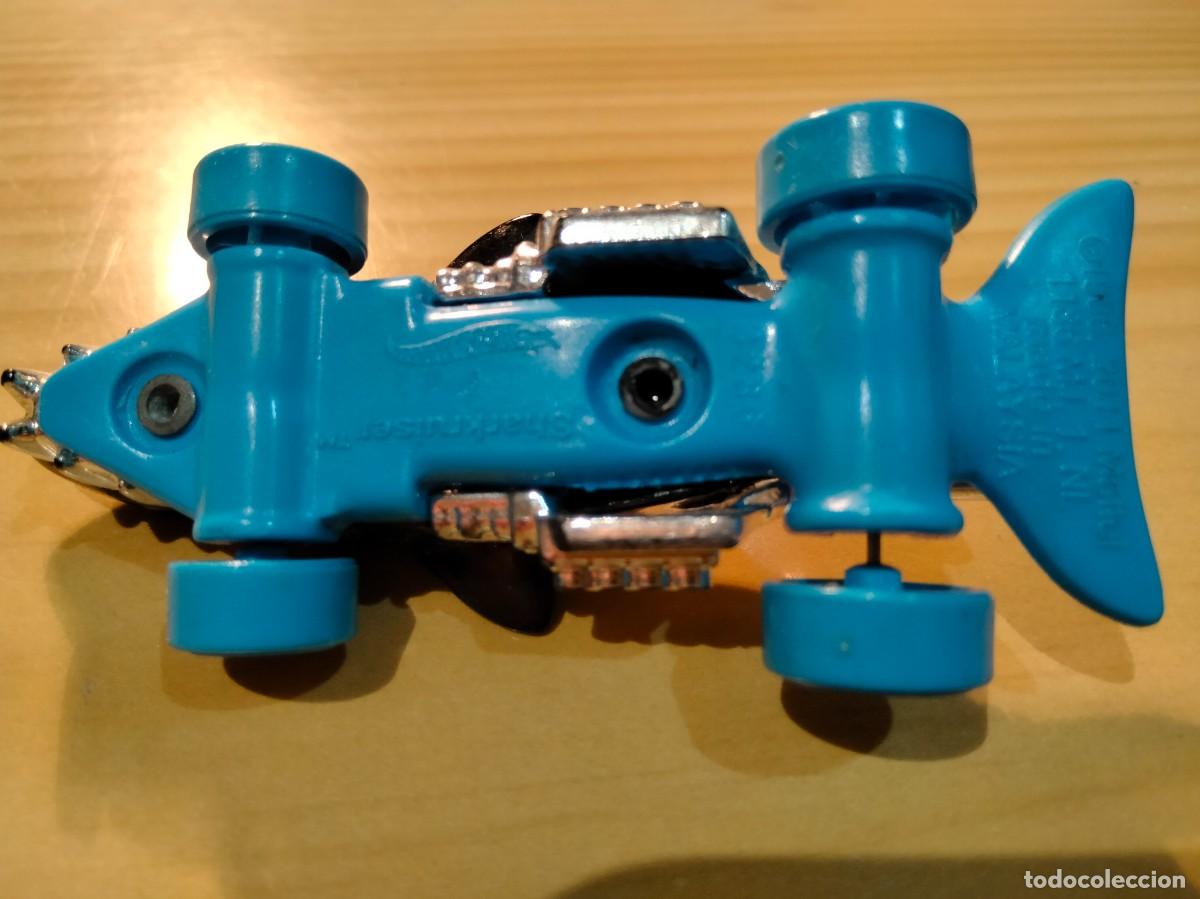 Coches a escala Hot Wheels: HOT WHEELS SHARKUISER - Foto 3