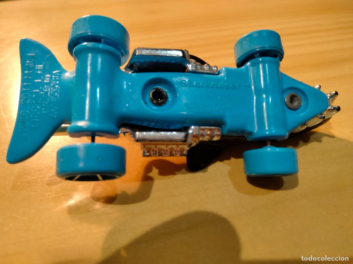 Coches a escala Hot Wheels: HOT WHEELS SHARKUISER - Foto 6