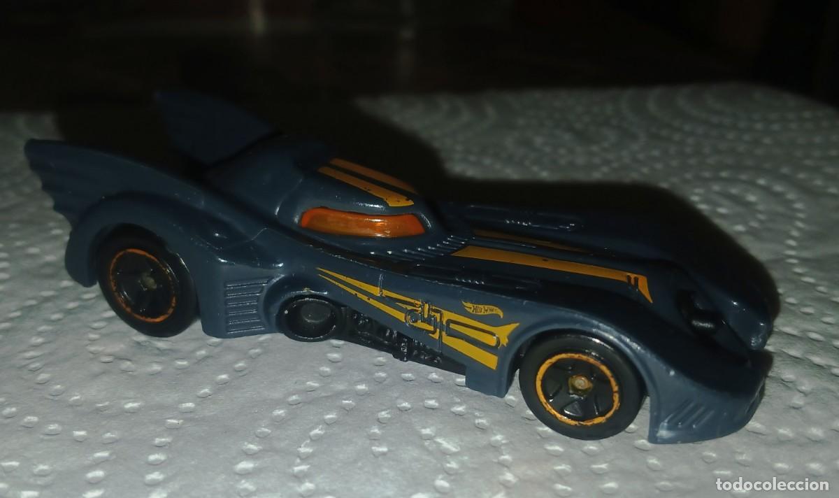 Coches a escala Hot Wheels: Hot wheels batmobile FXJ33 dc comics - Foto 1