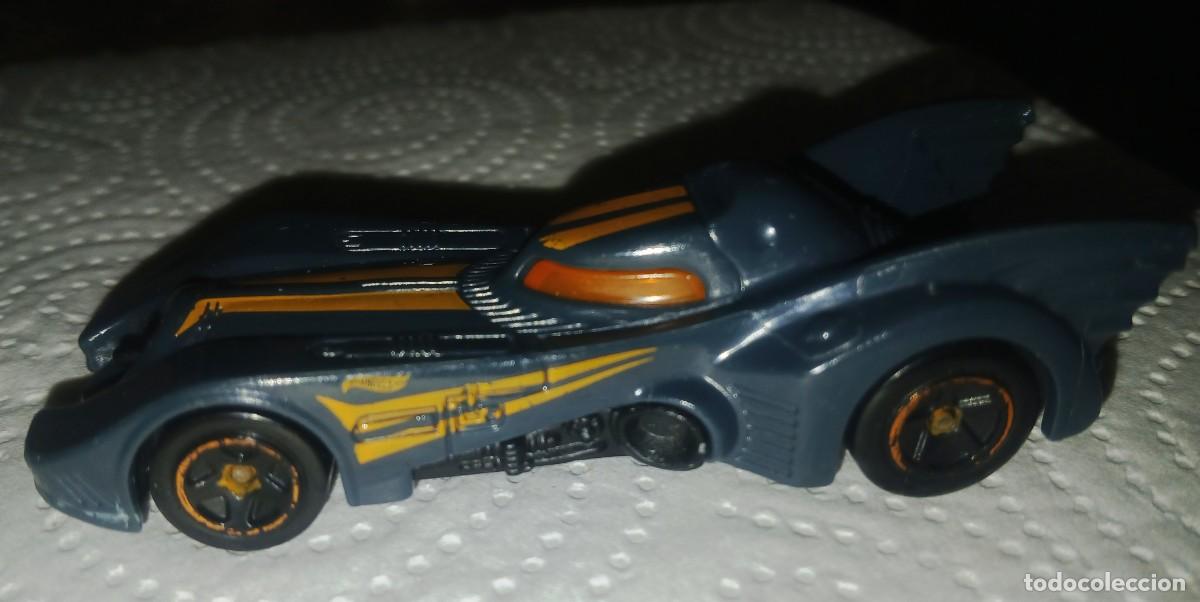 Coches a escala Hot Wheels: Hot wheels batmobile FXJ33 dc comics - Foto 3