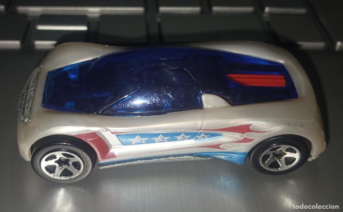 Coches a escala Hot Wheels: Hot Wheels Nitrium 2009 blanco azul y rojo - Foto 1