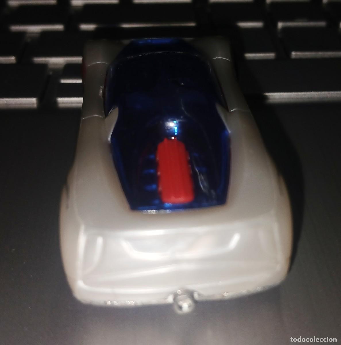 Coches a escala Hot Wheels: Hot Wheels Nitrium 2009 blanco azul y rojo - Foto 4