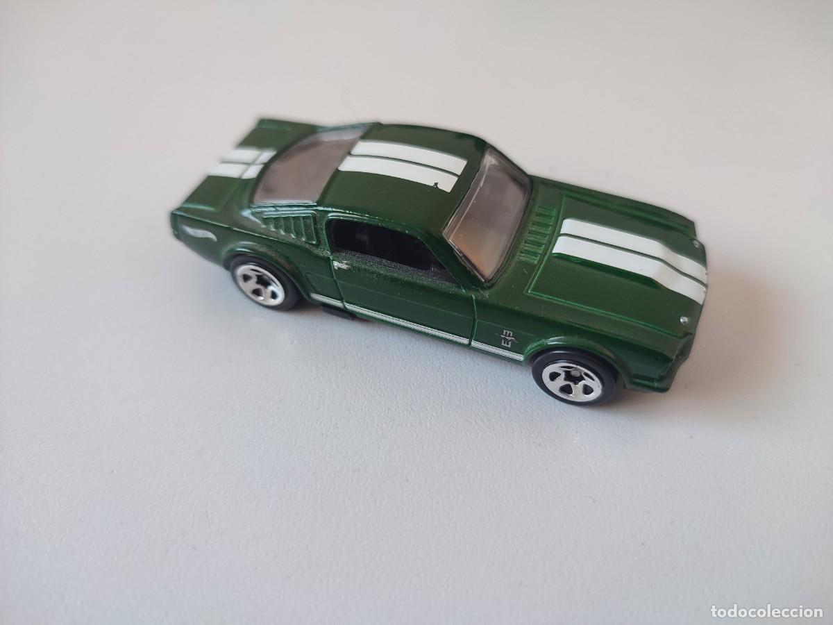 Coches a escala Hot Wheels: Hot wheels Mustang Fastback - Foto 1