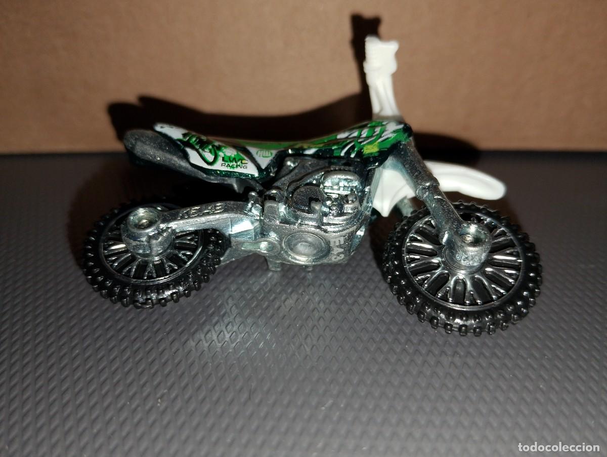 Coches a escala Hot Wheels: Hot wheels moto cros verde E43 - Foto 7