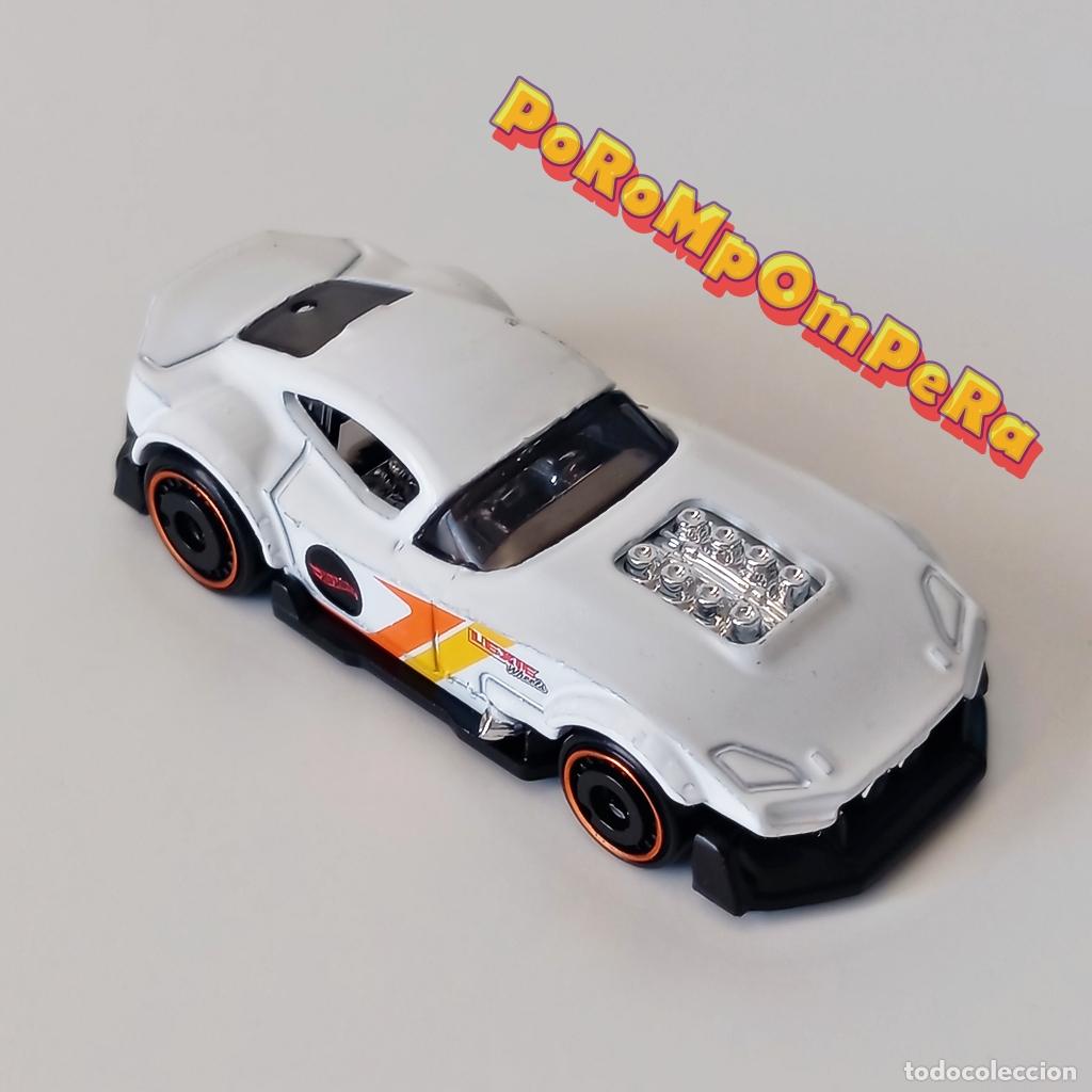 Coches a escala Hot Wheels: COCHE SUELTO HOT WHEELS MUSCLE AND BLOWN BLANCO ESCALA 1:64 5-PACK