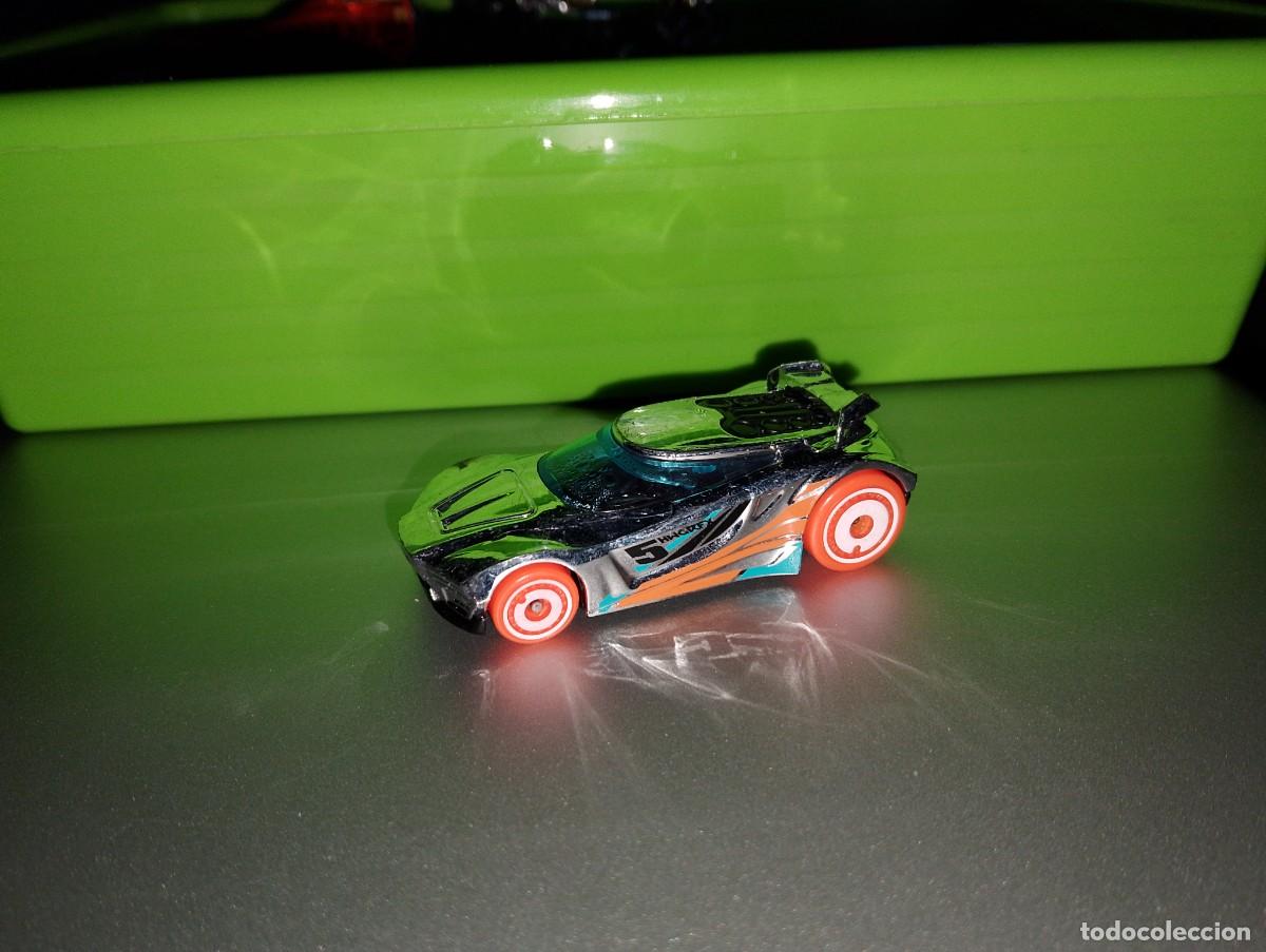 Coches a escala Hot Wheels: Hot wheels Chicane usado - Foto 3