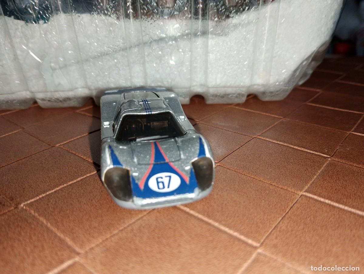 Coches a escala Hot Wheels: Hot wheels Ford GT 40 MK.IV 1967 - Foto 4