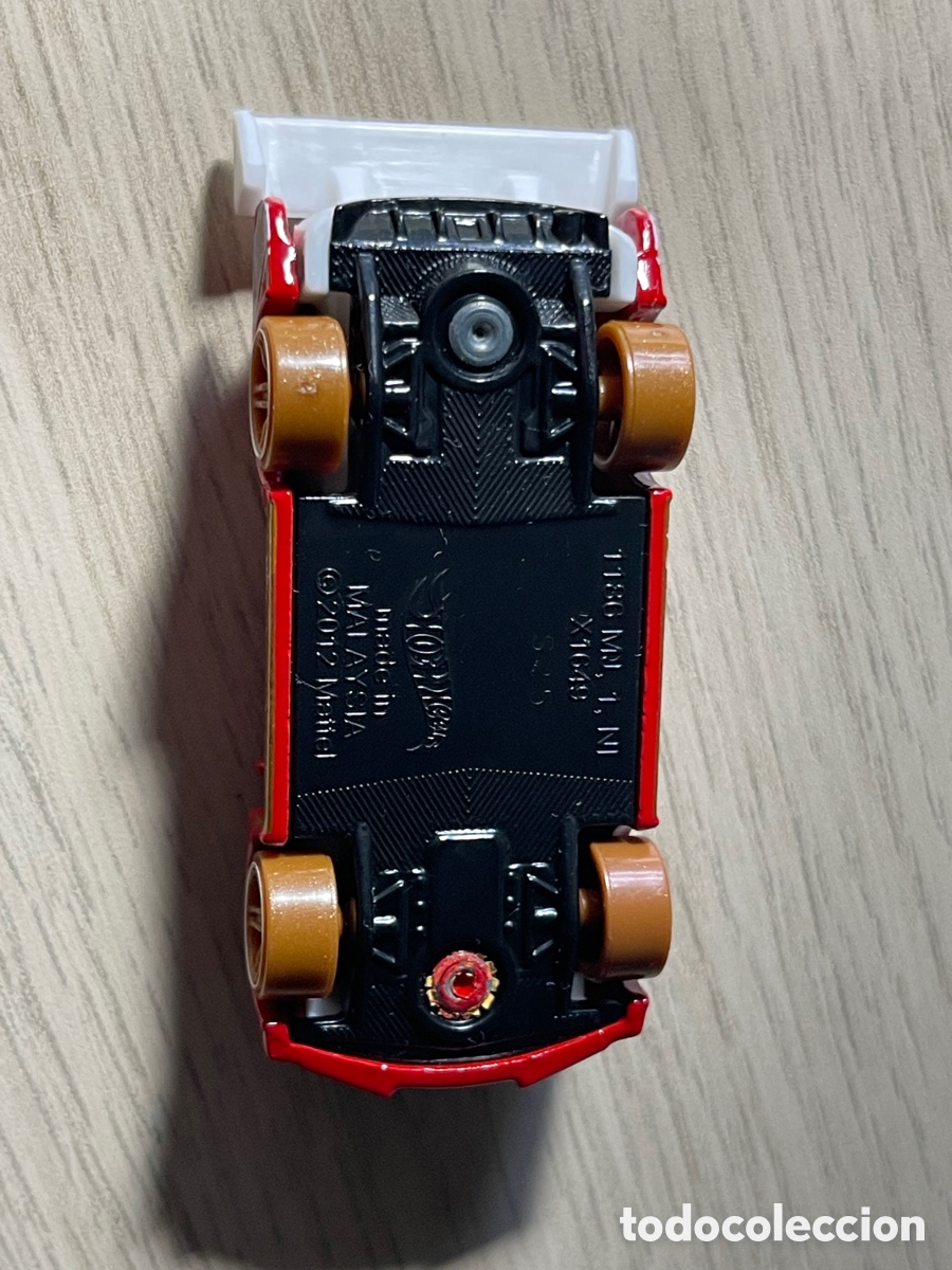 Coches a escala Hot Wheels: Hot Wheels Loop Coupe Mystery Models - Foto 6