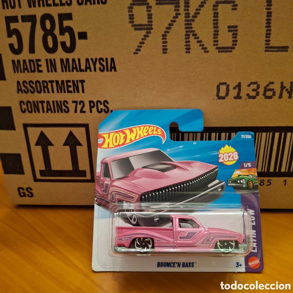 Coches a escala Hot Wheels: HOT WHEELS 2026 17/250 - BOUNCE'N BASS - NUEVO EN BLISTER - ESCALA 1/64