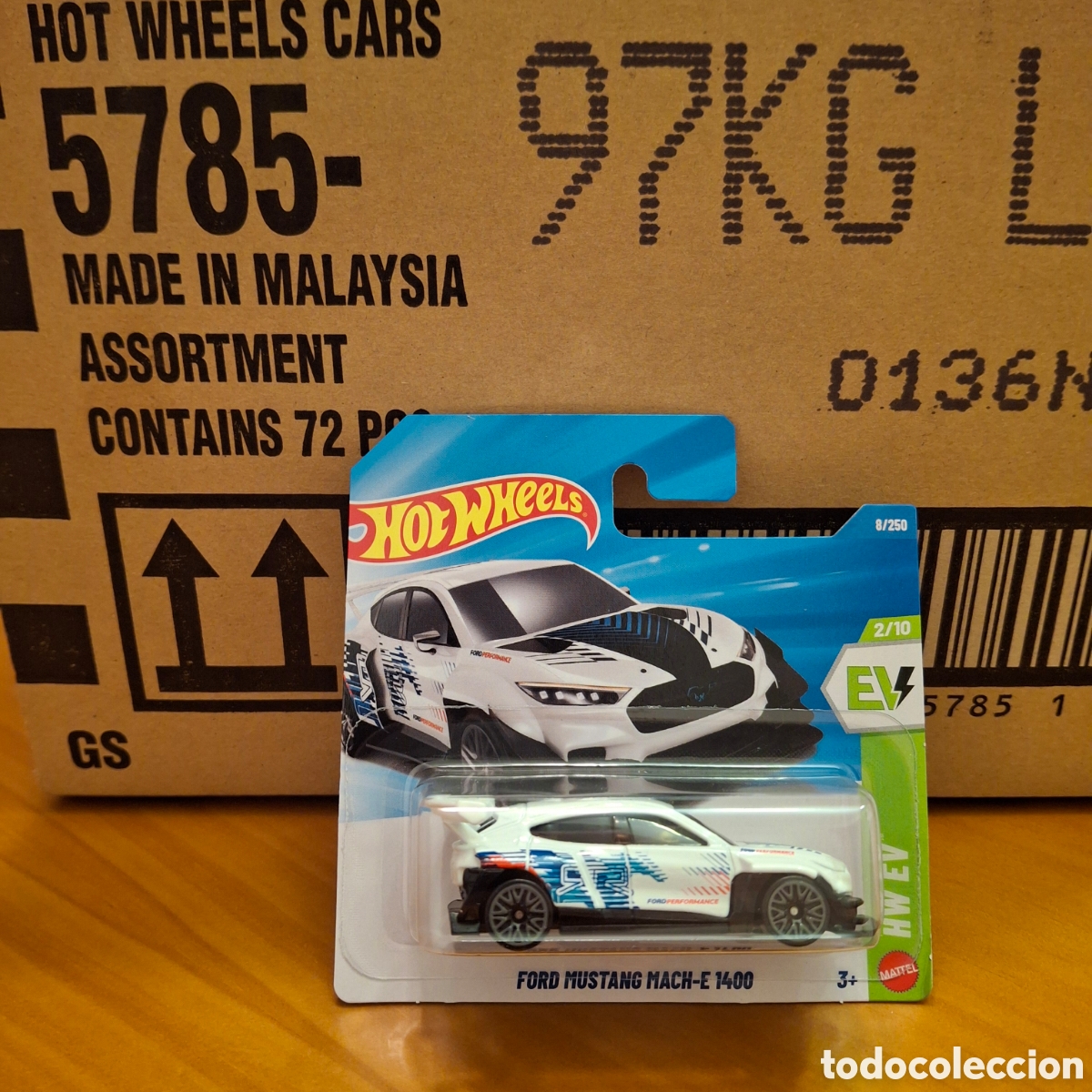 Coches a escala Hot Wheels: HOT WHEELS 2026 8/250 - FORD MUSTANG MACH-E 1400 - NUEVO EN BLISTER - ESCALA 1/64