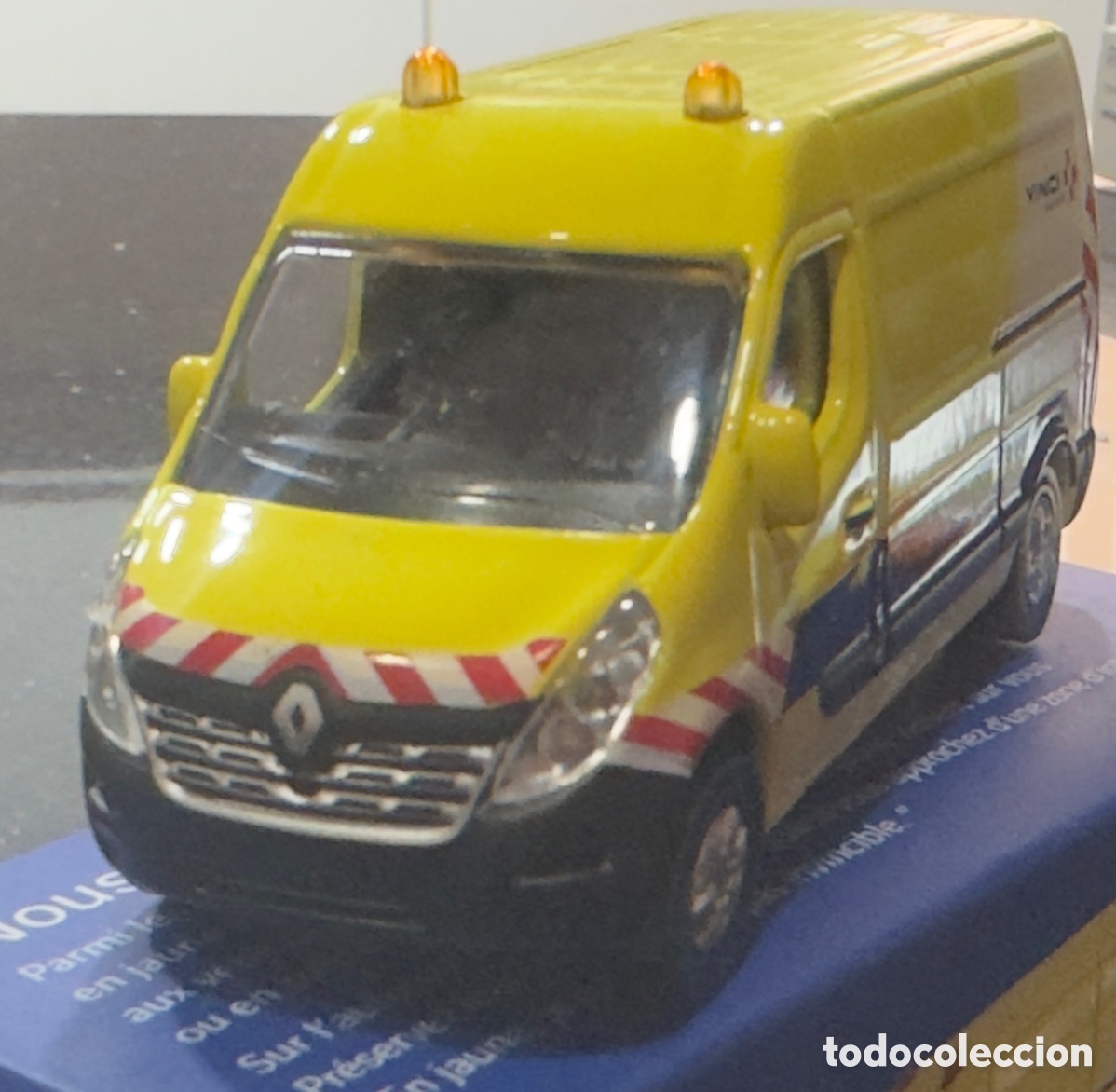 Coches a escala Hot Wheels: Renault m&aacute;ster mantenimiento autopista francesa