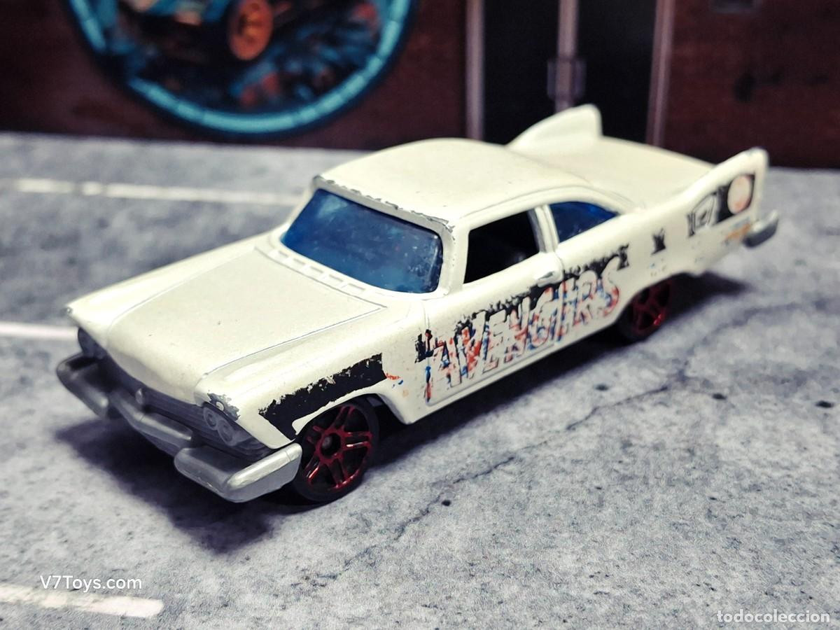 Coches a escala Hot Wheels: Plymouth Fury '57 Hot Wheels 2016 Captain America 75th Anniversary Mattel