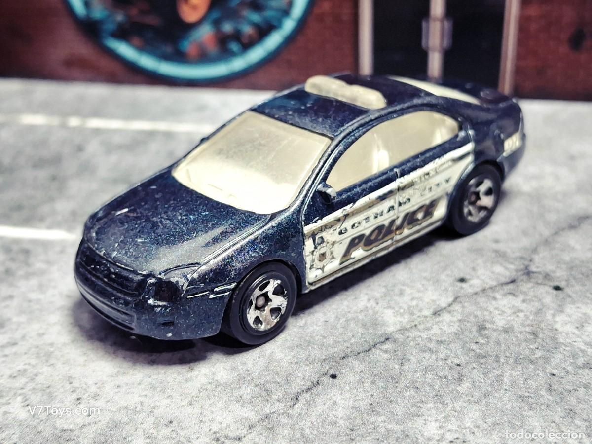 Coches a escala Hot Wheels: Ford Fusion Hot Wheels 2015 Batman Mattel Gotham City Police