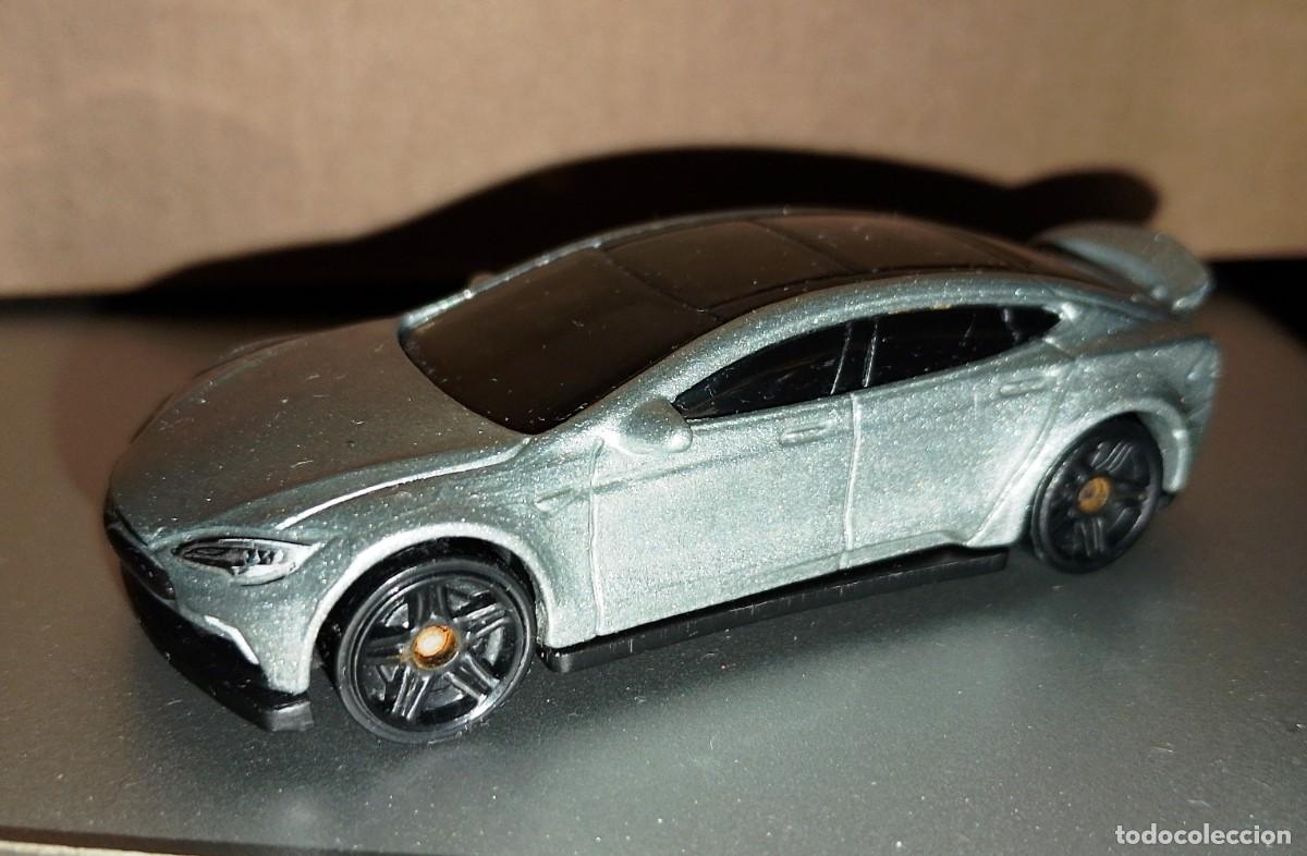 Coches a escala Hot Wheels: Hot wheels Tesla Model S - Foto 3